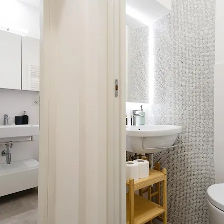 Elegantis Trastevere Modern - Comfort In Charming District *