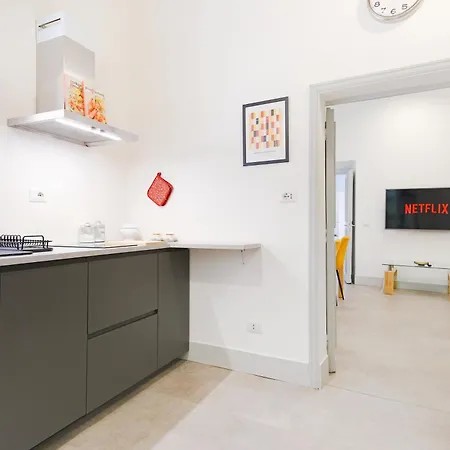 Elegantis Trastevere Modern - Comfort In Charming District 아파트