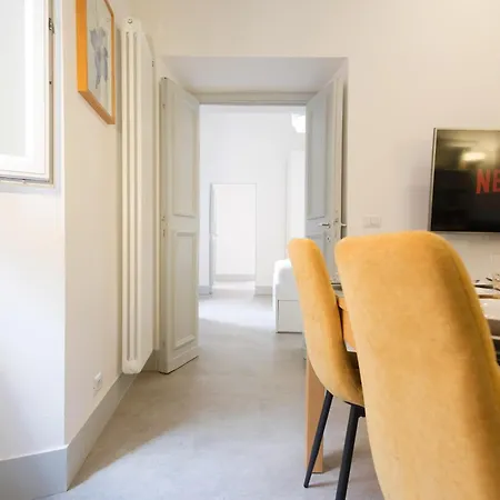 Apartment Elegantis Trastevere Modern - Comfort In Charming District Rome